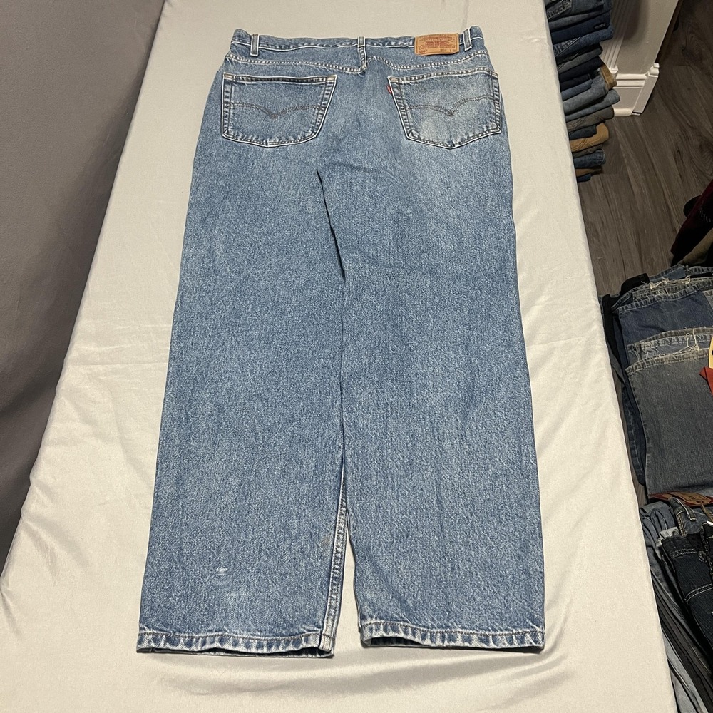 Levis 550 Jeans Mens 38x30 Blue Light Wash Relaxed Tapered Leg Denim Casual - Picture 3 of 8